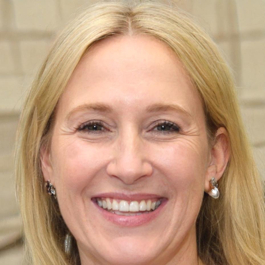 Facilitatoare program — Ilinca Petrașcu